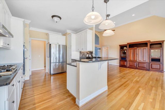 175 Hayfield DR, Boones Mill, VA 24065