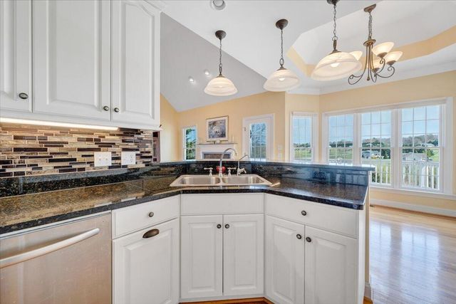 175 Hayfield DR, Boones Mill, VA 24065