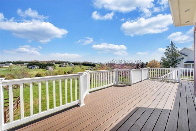 175 Hayfield DR, Boones Mill, VA 24065