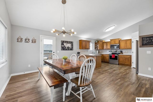 6025 N 15th Court, Lincoln, NE 68521