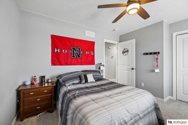 6025 N 15th Court, Lincoln, NE 68521