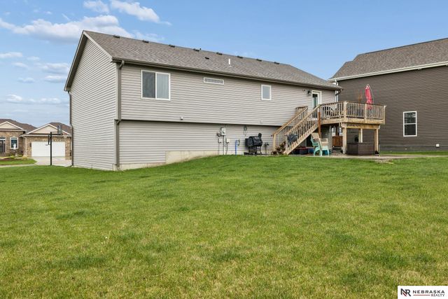 6025 N 15th Court, Lincoln, NE 68521