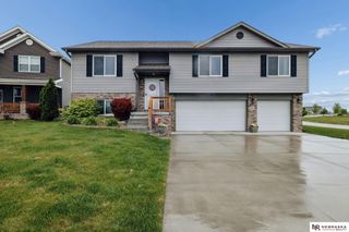 6025 N 15th Court, Lincoln, NE 68521