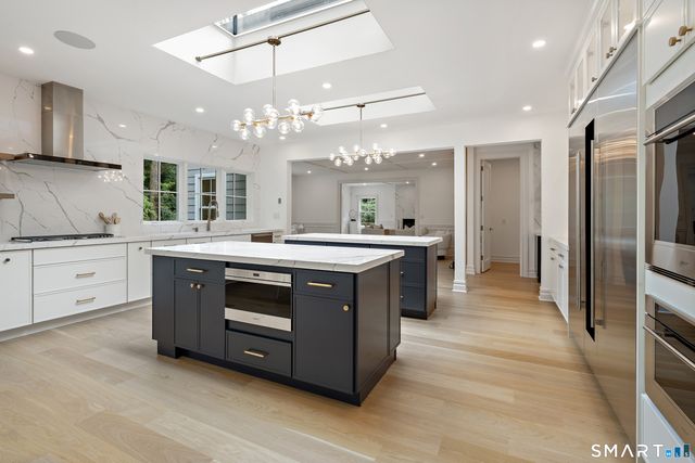 7 Bailiwick Road, Greenwich, CT 06831