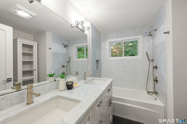 7 Bailiwick Road, Greenwich, CT 06831