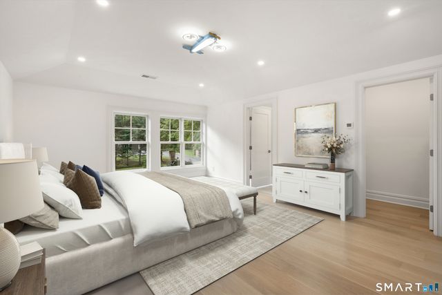 7 Bailiwick Road, Greenwich, CT 06831