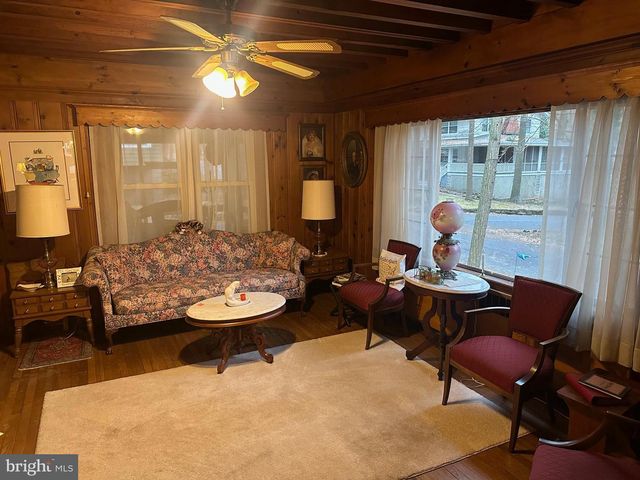 108 HEIGHTS AVE, Mt Gretna, PA 17064