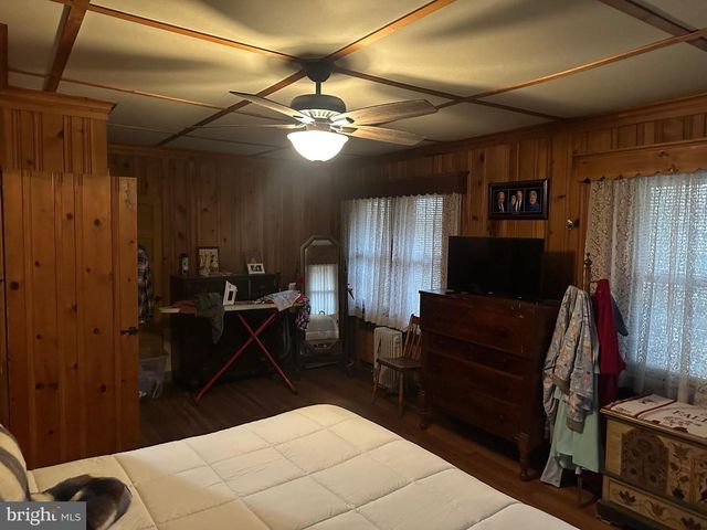 108 HEIGHTS AVE, Mt Gretna, PA 17064