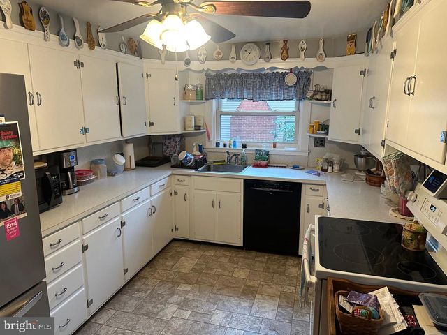 108 HEIGHTS AVE, Mt Gretna, PA 17064