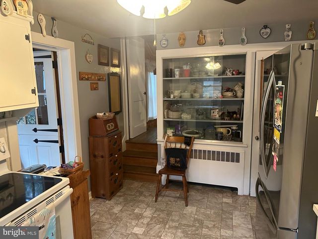 108 HEIGHTS AVE, Mt Gretna, PA 17064