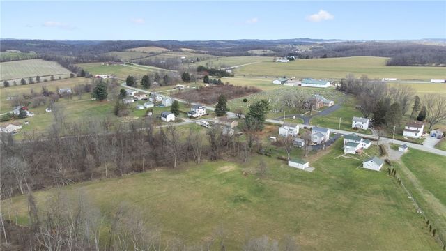 167 Hecla, Mt Pleasant Twp, PA 15666