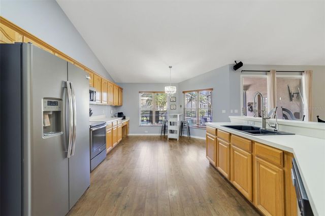 14301 ROXSHIRE DRIVE, Orlando, FL 32837