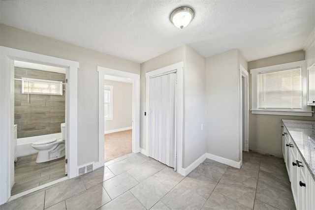 20035 Santa Barbara Drive, Detroit, MI 48221