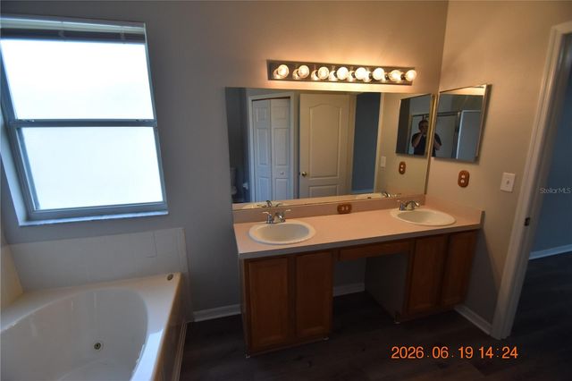 1625 OPEN FIELD LOOP, Brandon, FL 33510