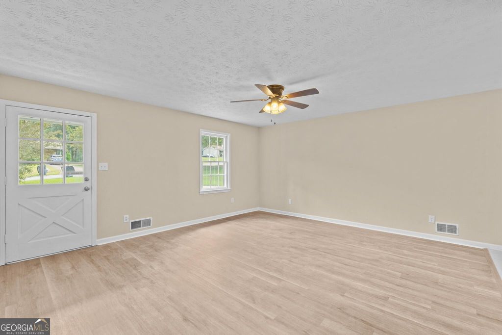 285 Amanda Court, Stockbridge, GA 30281 — photo 4