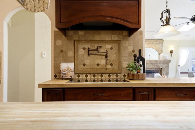 9206 Vincenzo Drive, Pasco, WA 99301