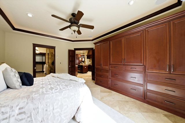 9206 Vincenzo Drive, Pasco, WA 99301