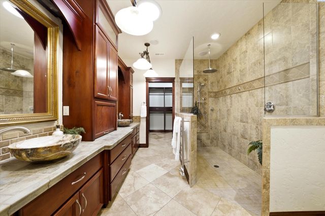 9206 Vincenzo Drive, Pasco, WA 99301