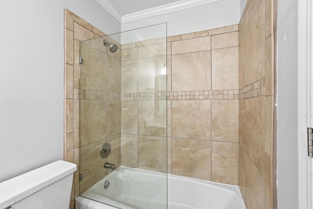 2 Forestwood Cove, Little Rock, AR 72223