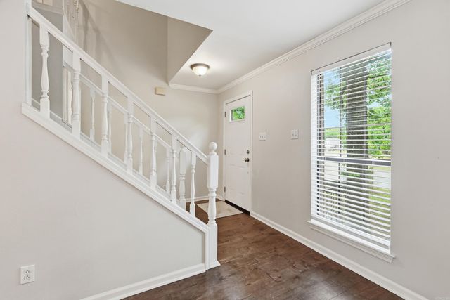 2 Forestwood Cove, Little Rock, AR 72223