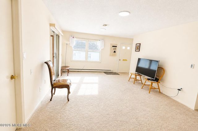 148C Old Nassau Road, Monroe, NJ 08831