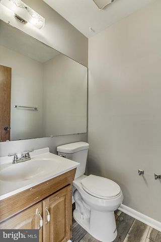 7301 LARRUP CT, Alexandria, VA 22315