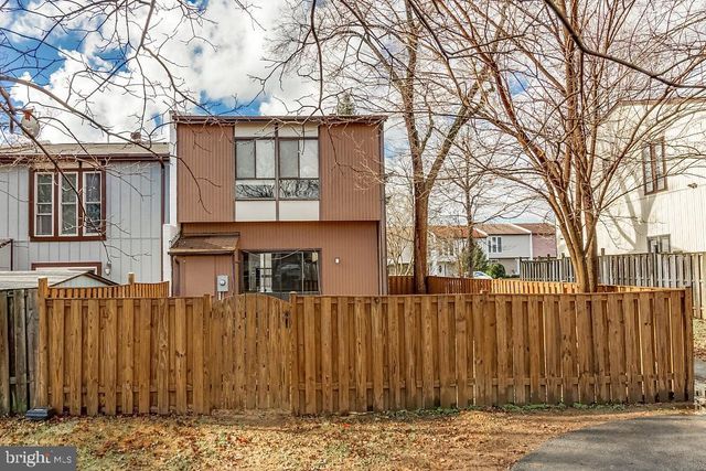 7301 LARRUP CT, Alexandria, VA 22315