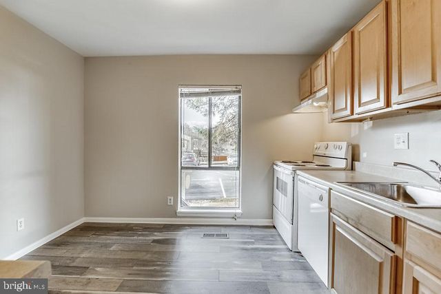 7301 LARRUP CT, Alexandria, VA 22315