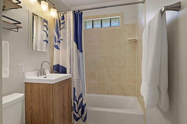 1715 84th PLACE, Kenosha, WI 53143