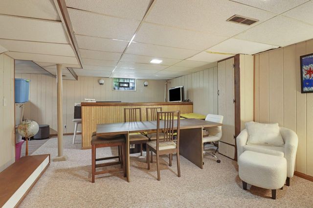 1715 84th PLACE, Kenosha, WI 53143