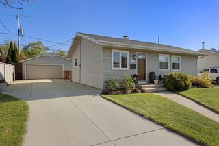 1715 84th PLACE, Kenosha, WI 53143