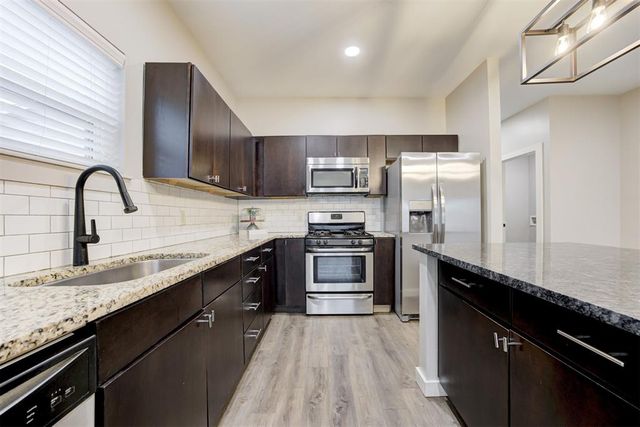 600 NW 175th Street, Edmond, OK 73012