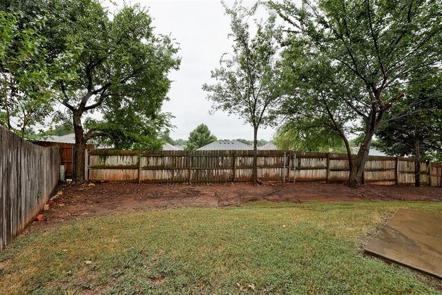 600 NW 175th Street, Edmond, OK 73012
