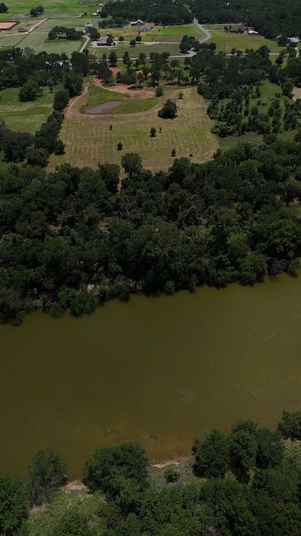 701 Big Valley Circle, Lipan, TX 76462