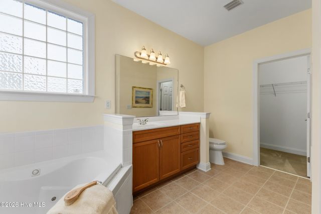 1019 Meadowgrass Lane, Leland, NC 28451