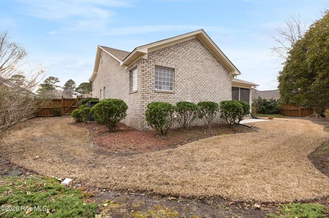 1019 Meadowgrass Lane, Leland, NC 28451