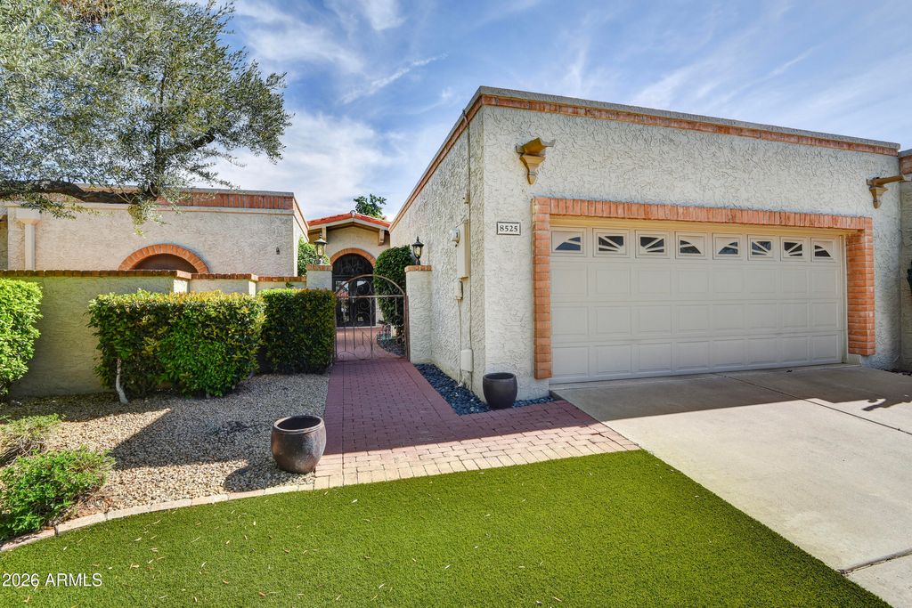 8525 N 84TH Street, Scottsdale, AZ 85258 — photo 2