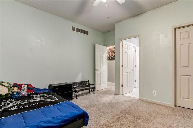 22615 W 76th Terrace, Shawnee, KS 66227