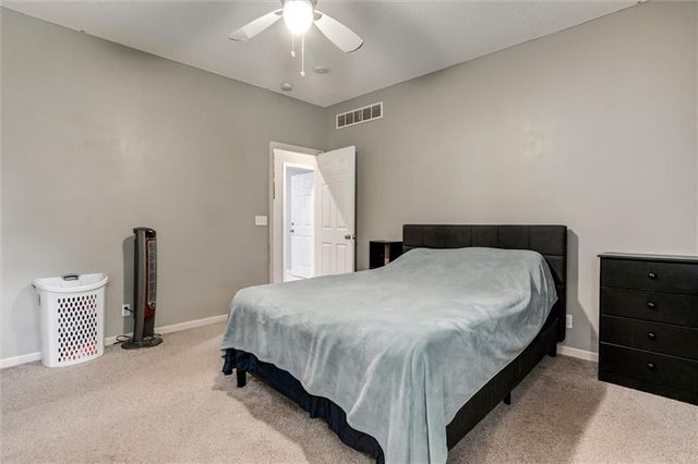 22615 W 76th Terrace, Shawnee, KS 66227