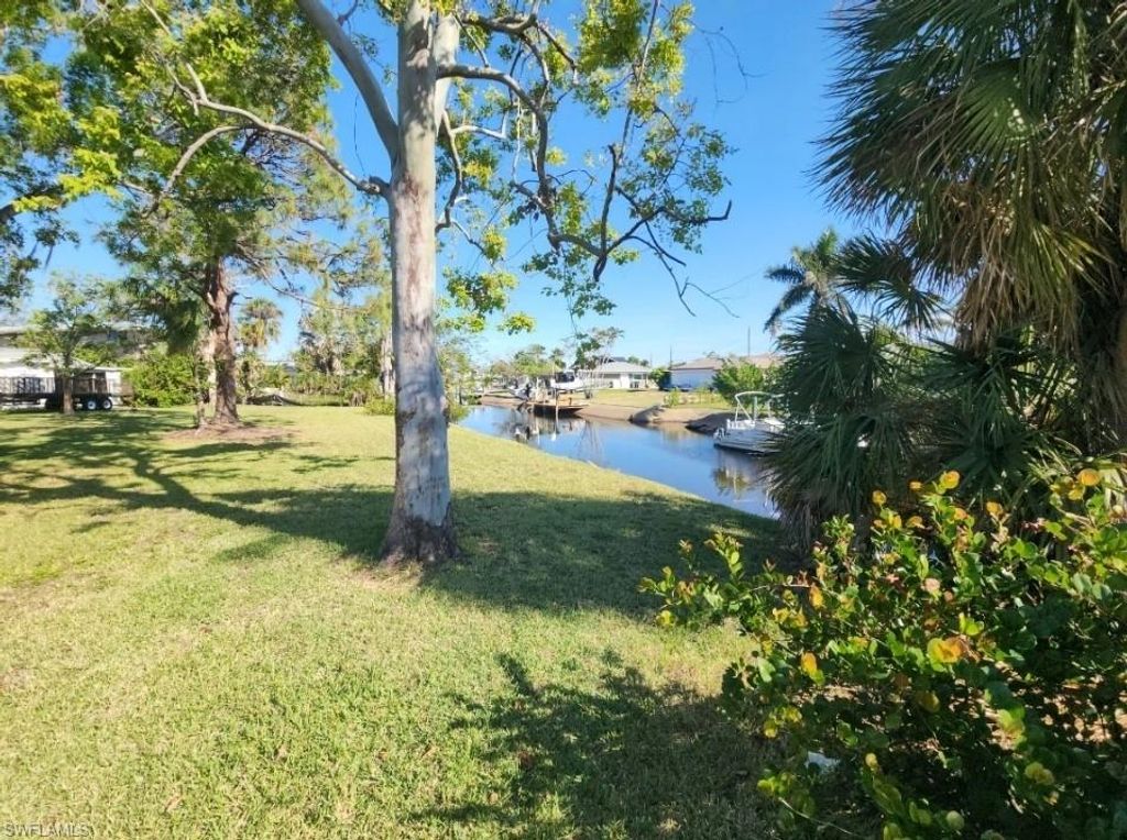 6477 Park RD, FORT MYERS, FL 33908 — photo 2