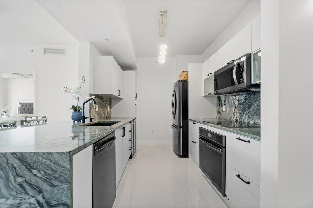 550 Okeechobee Boulevard 1809, West Palm Beach, FL 33401