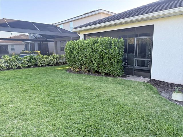 4289 BLUEGRASS DR, Fort Myers, FL 33916