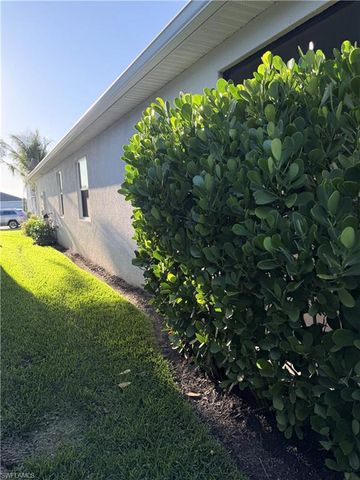 4289 BLUEGRASS DR, Fort Myers, FL 33916