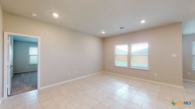1210 Rolling Thunder Drive, Killeen, TX 76549
