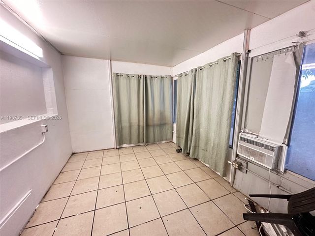 1829 Harding Street, Hollywood, FL 33020
