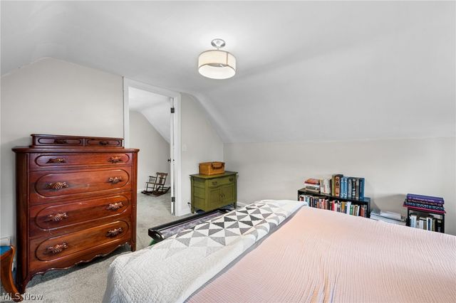 3545 Raymont Boulevard, University Heights, OH 44118