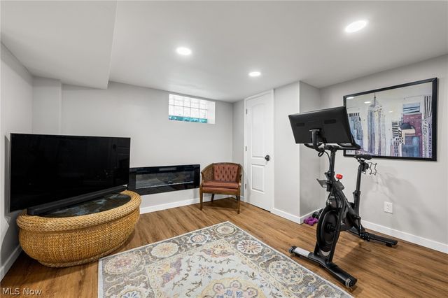 3545 Raymont Boulevard, University Heights, OH 44118