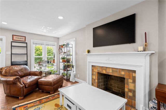 3545 Raymont Boulevard, University Heights, OH 44118