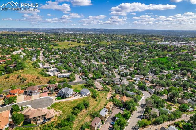 222 Wine Street, Colorado Springs, CO 80904