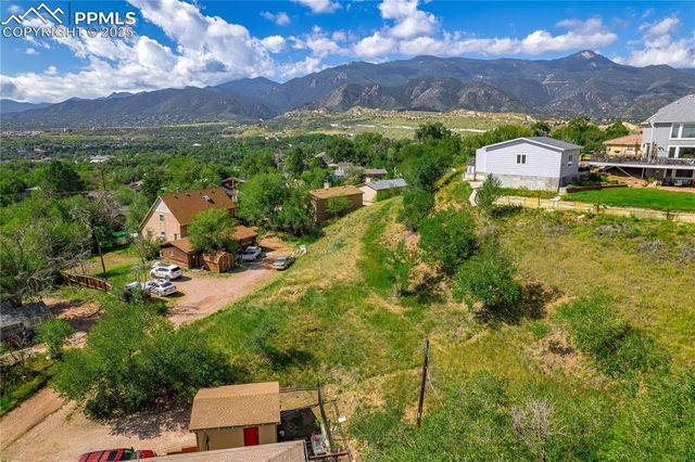 222 Wine Street, Colorado Springs, CO 80904